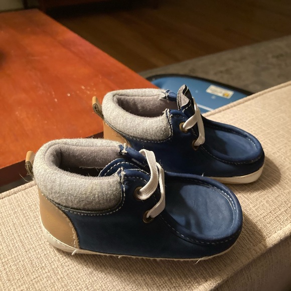 Baby Boy Shoes-Fox Loafers(Gymboree Size 3) & Booties(Old Navy Size 12-18 months - Picture 6 of 7